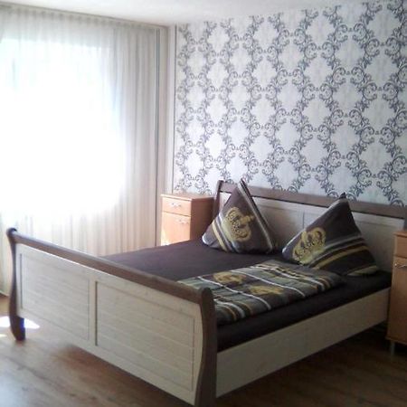 Mosel Ferienwohnung Целль-ан-дер-Мозель Экстерьер фото